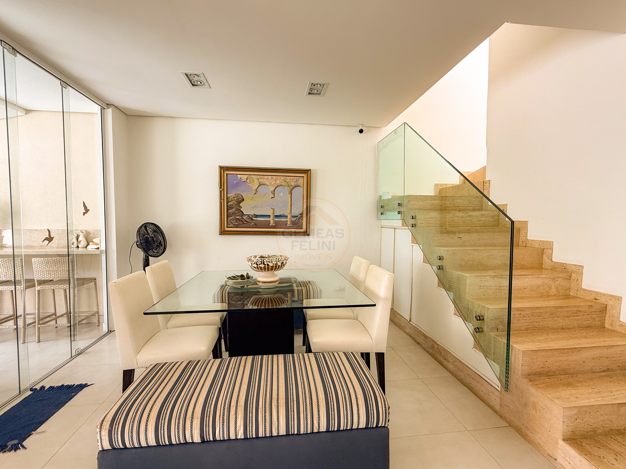 Exclusiva Casa P&eacute; na Areia em Maresias com Condom&iacute;nio Completo - &Agrave; VENDA  São Sebastião - 