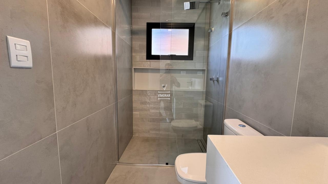 Casa em condom&iacute;nio 3 su&iacute;tes + &aacute;rea gourmet com piscina  Arujá - 