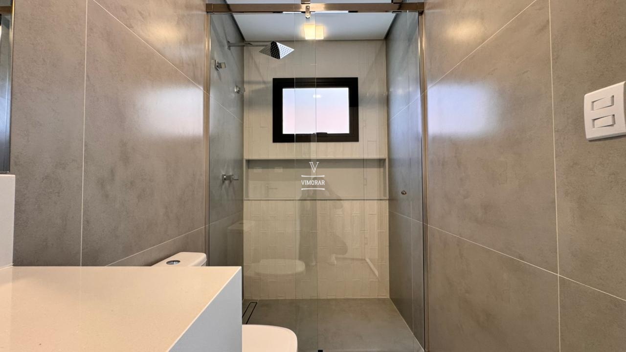 Casa em condom&iacute;nio 3 su&iacute;tes + &aacute;rea gourmet com piscina  Arujá - 