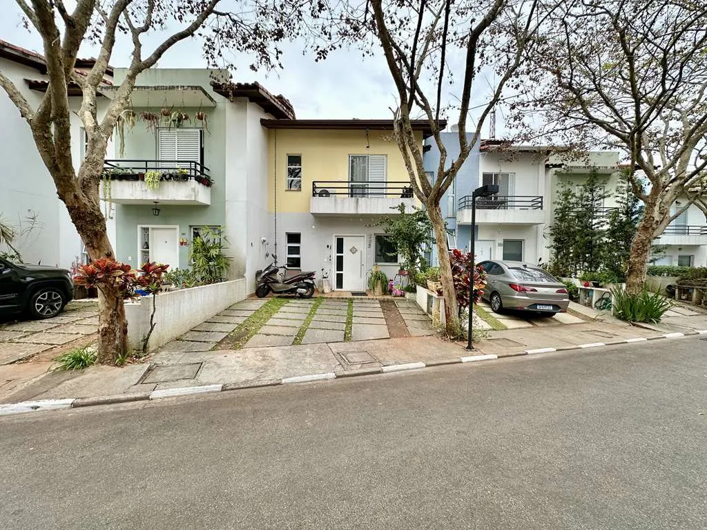 Casa em condominio fechado para venda com 3 dormit&oacute;rios em cotia S&atilde;o Paulo/SP Rua Chicago Cotia - 