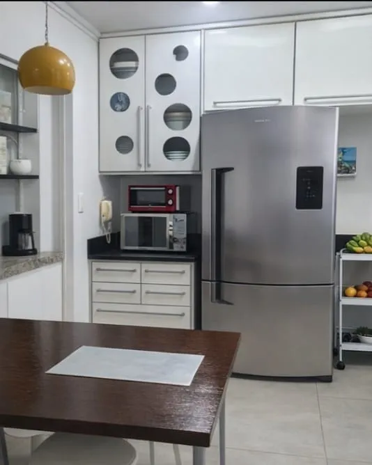 Casa em Condom&iacute;nio com &Aacute;rea de Lazer Completa &ndash; Fazenda Santa Candida Rua Lauro Vannucci - - 