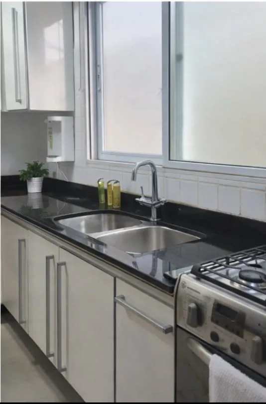 Casa em Condom&iacute;nio com &Aacute;rea de Lazer Completa &ndash; Fazenda Santa Candida Rua Lauro Vannucci - - 