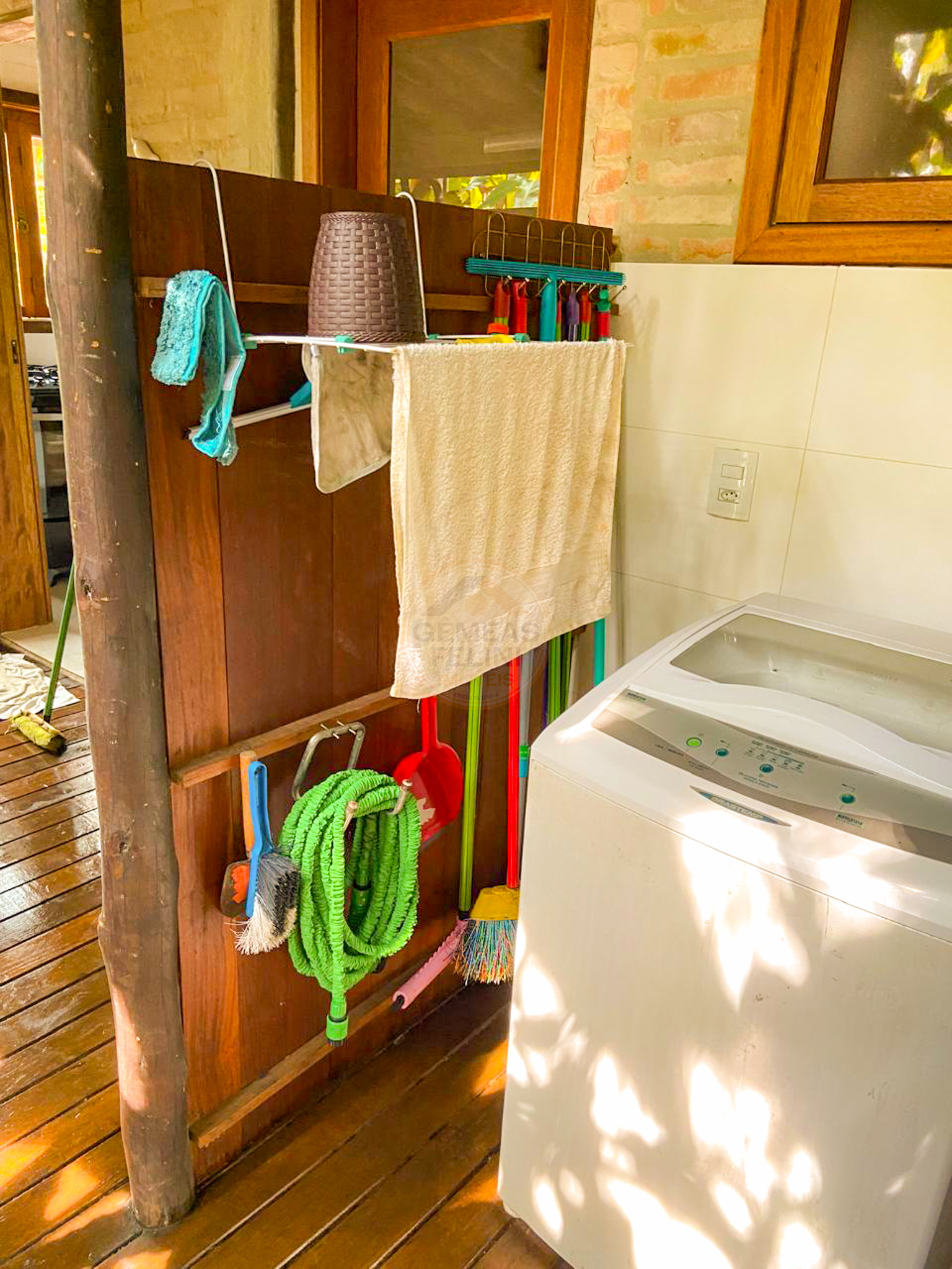 Ref&uacute;gio Charmoso no Condom&iacute;nio Colibris &ndash; 2 Su&iacute;tes, Jacuzzi e &Aacute;rea Gourmet - LOCA&Ccedil;&Atilde;O ANUAL  São Sebastião - 