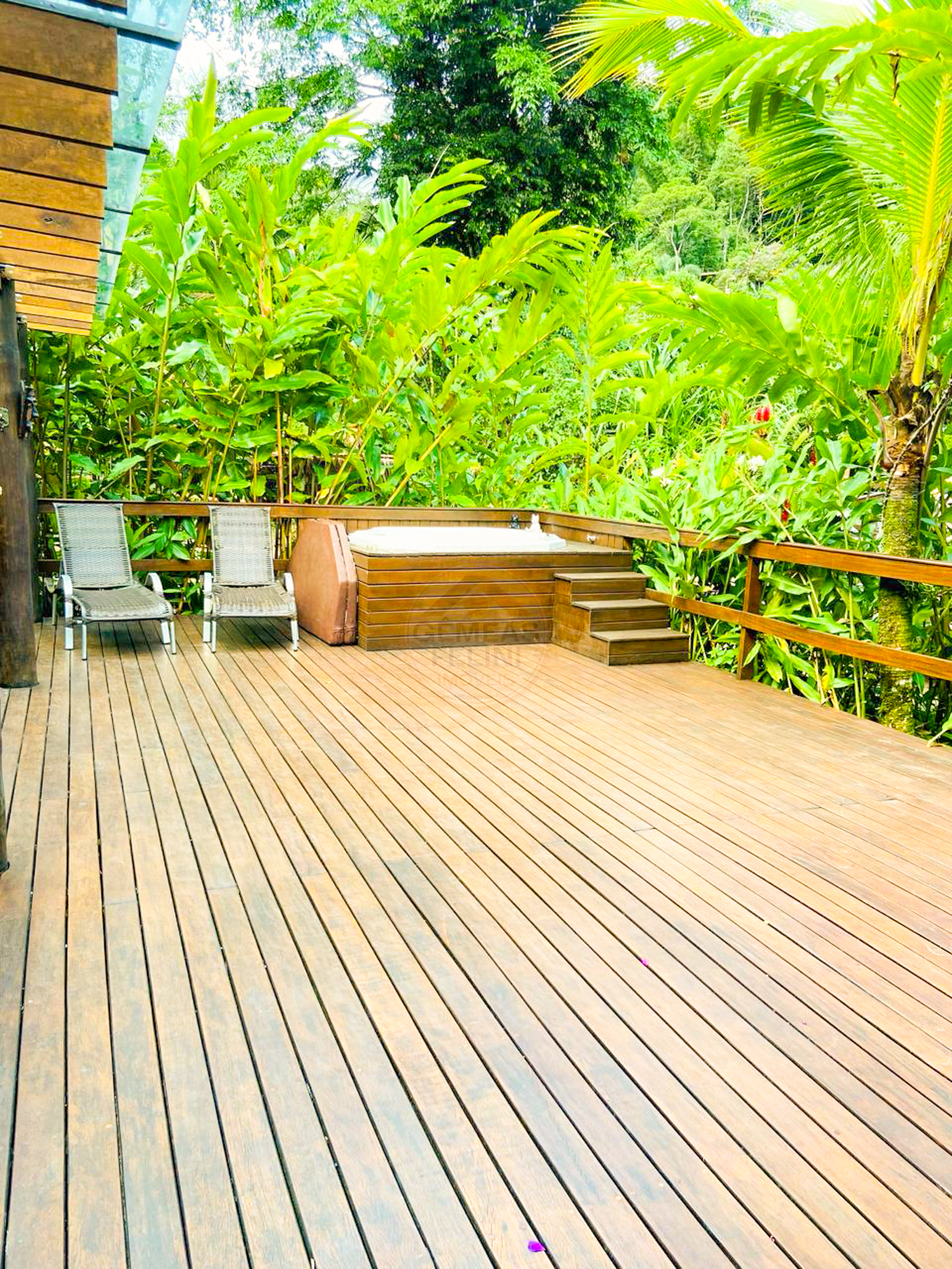 Ref&uacute;gio Charmoso no Condom&iacute;nio Colibris &ndash; 2 Su&iacute;tes, Jacuzzi e &Aacute;rea Gourmet - LOCA&Ccedil;&Atilde;O ANUAL  São Sebastião - 