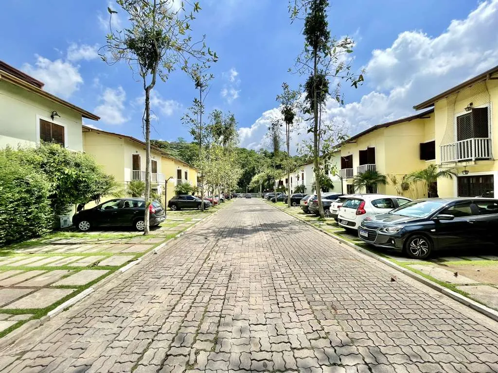 Casa a venda na granja Viana Cotia/SP Estrada dos Galdinos Cotia - 