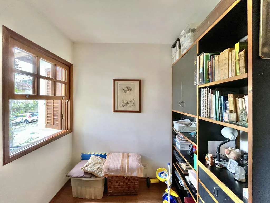 Casa a venda na granja Viana Cotia/SP Estrada dos Galdinos Cotia - 