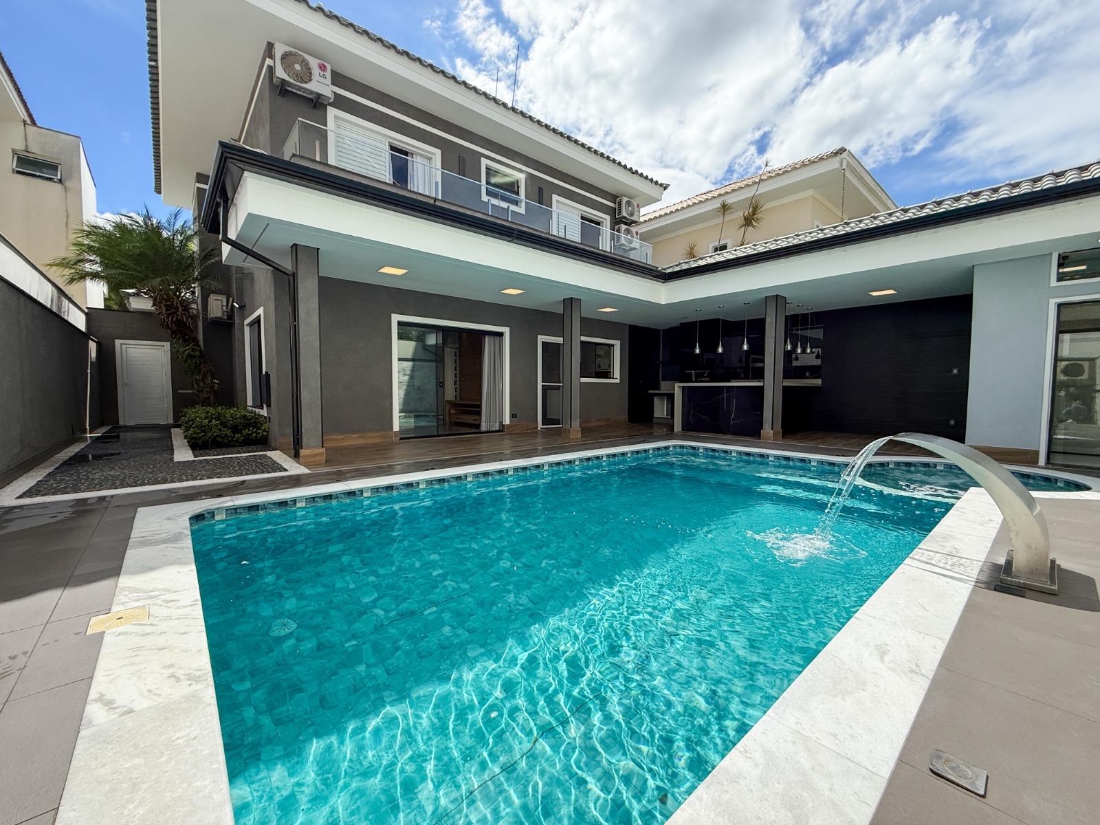 Casa &agrave; Venda, 270m - 3 Su&iacute;tes - R$ 1.790.000 - Residencial Lago da Boa Vista - Sorocaba SP Rua Sarah Olívia Decária Sorocaba - 