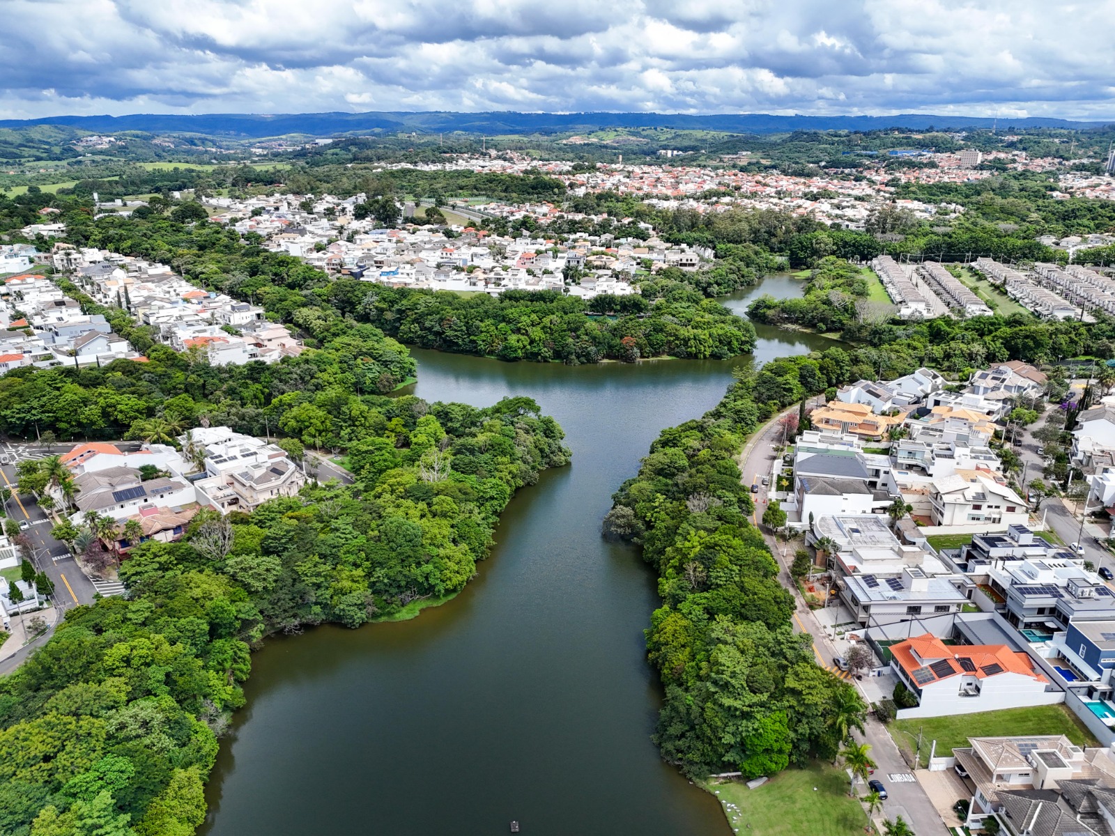 Casa &agrave; Venda, 270m - 3 Su&iacute;tes - R$ 1.790.000 - Residencial Lago da Boa Vista - Sorocaba SP Rua Sarah Olívia Decária Sorocaba - 