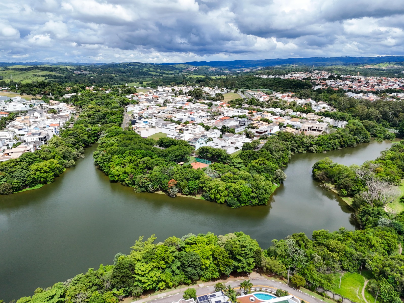 Casa &agrave; Venda, 270m - 3 Su&iacute;tes - R$ 1.790.000 - Residencial Lago da Boa Vista - Sorocaba SP Rua Sarah Olívia Decária Sorocaba - 