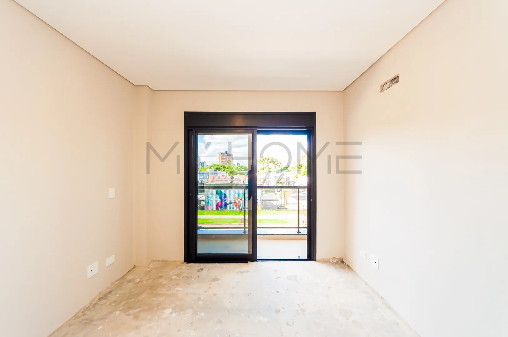 TRIPLEX COM 3 QUARTOS NO &Aacute;GUA VERDE, TERRA&Ccedil;O COM INFRA PARA JACUZZI Rua José Kloss Curitiba - 