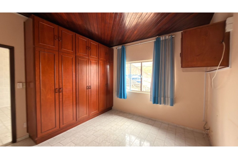 Casa &agrave; Venda, 137m - 3 Dormit&oacute;rios - R$ 520.000 - Edicula - Barcelona - Sorocaba SP Rua Paschoal Túlio Sorocaba - 