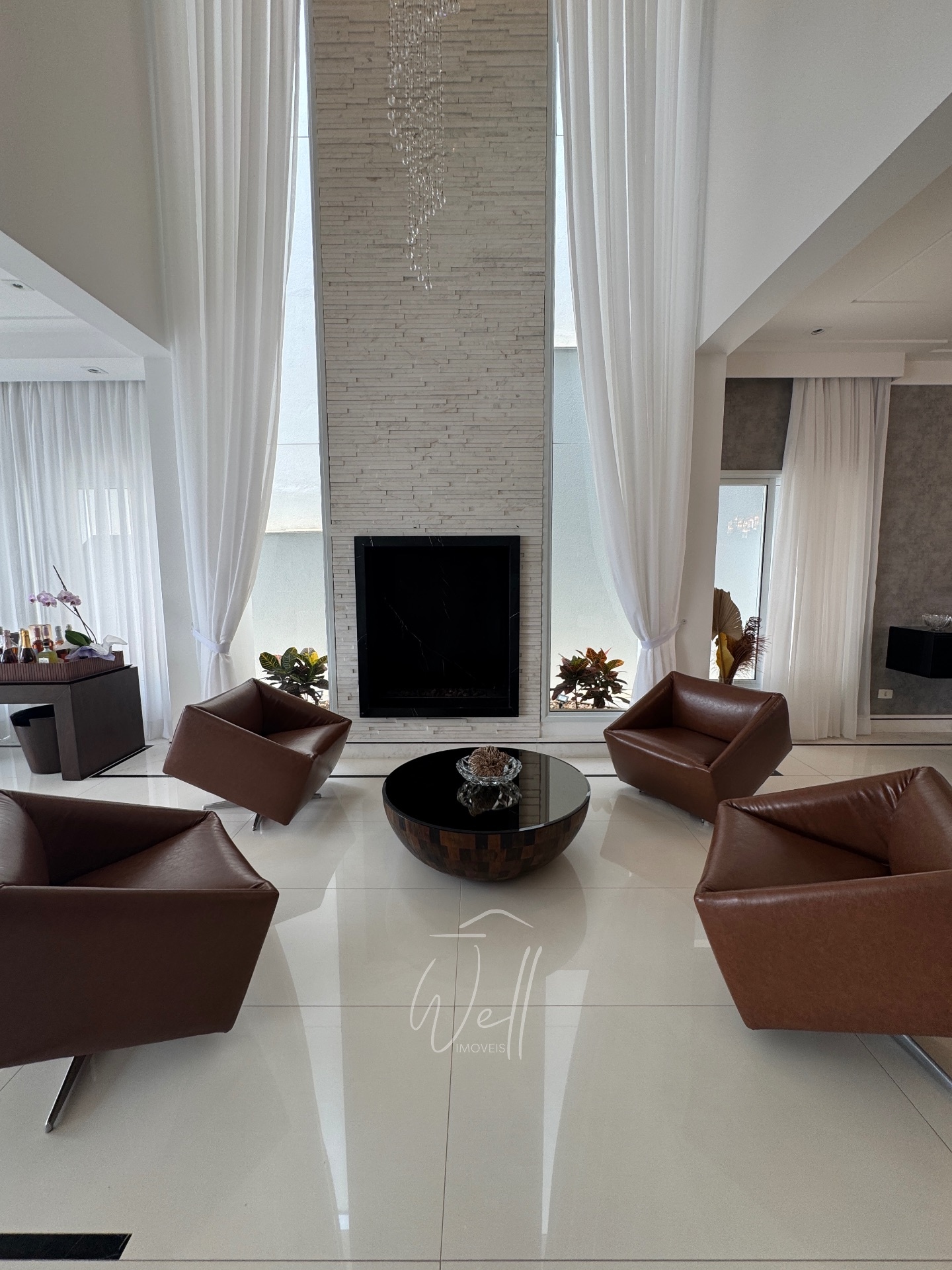 Mans&atilde;o mobiliada no Condominio Swiss Park 560m2 - 04 Suites - 04 vagas Avenida Omar Daibert São Bernardo do Campo - 