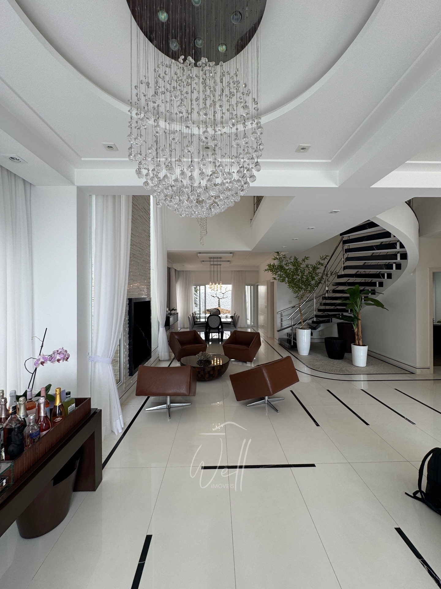 Mans&atilde;o mobiliada no Condominio Swiss Park 560m2 - 04 Suites - 04 vagas Avenida Omar Daibert São Bernardo do Campo - 