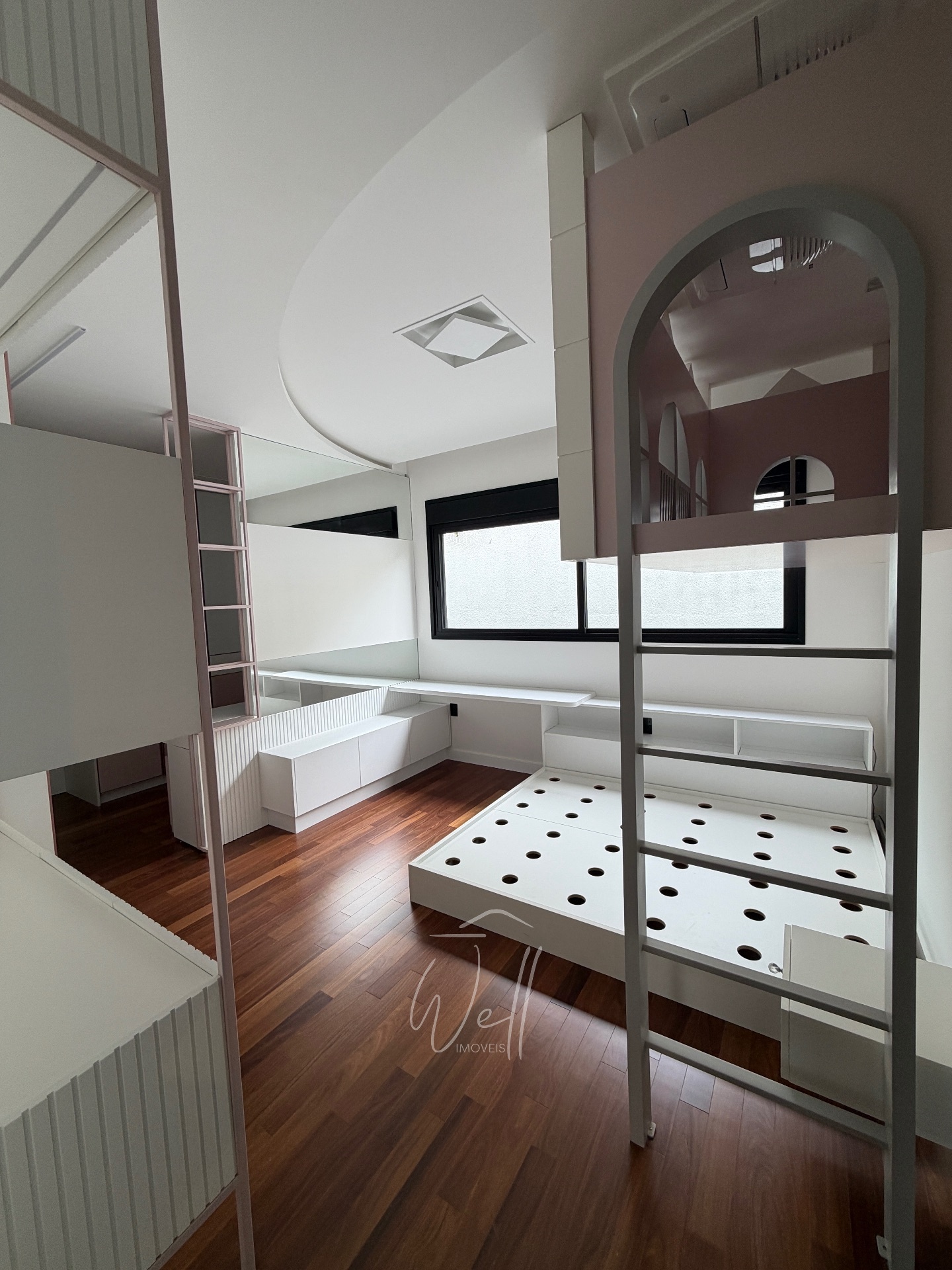 Mans&atilde;o cinematogr&aacute;fica no Condominio Swiss Park 655m2 - 04 Suites - 06 vagas  São Bernardo do Campo - 