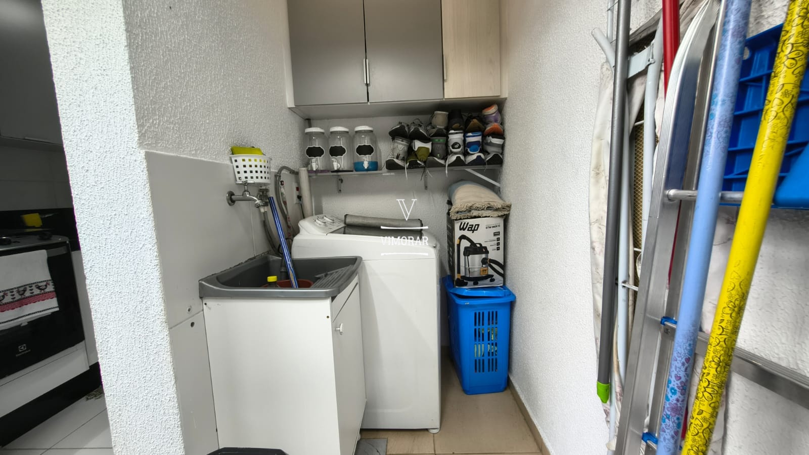 Sobrado em condom&iacute;nio fechado 2 dormit&oacute;rios + 1 vaga de garagem  Guarulhos - 