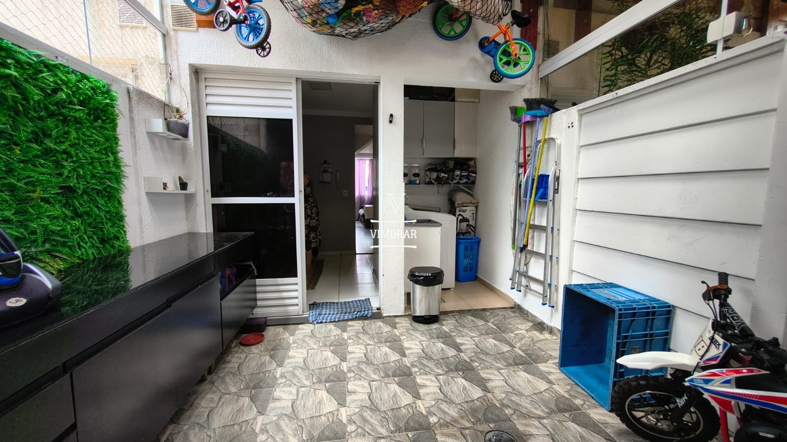 Sobrado em condom&iacute;nio fechado 2 dormit&oacute;rios + 1 vaga de garagem  Guarulhos - 