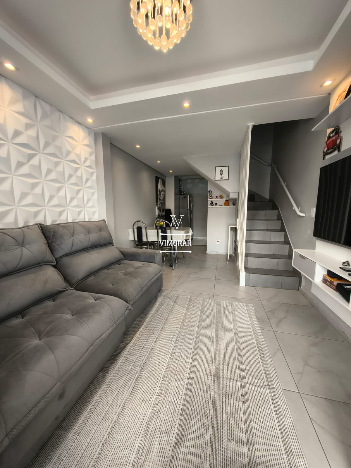 Sobrado em condom&iacute;nio fechado 2 dormit&oacute;rios + 1 vaga de garagem  Guarulhos - 