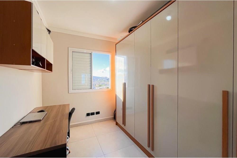 Apartamento Mobiliado com m&oacute;veis de qualidade Ar-condicionado(sala e quarto)porcelanato Rua Antônio Augusto do Amaral cussiol  Sorocaba - 