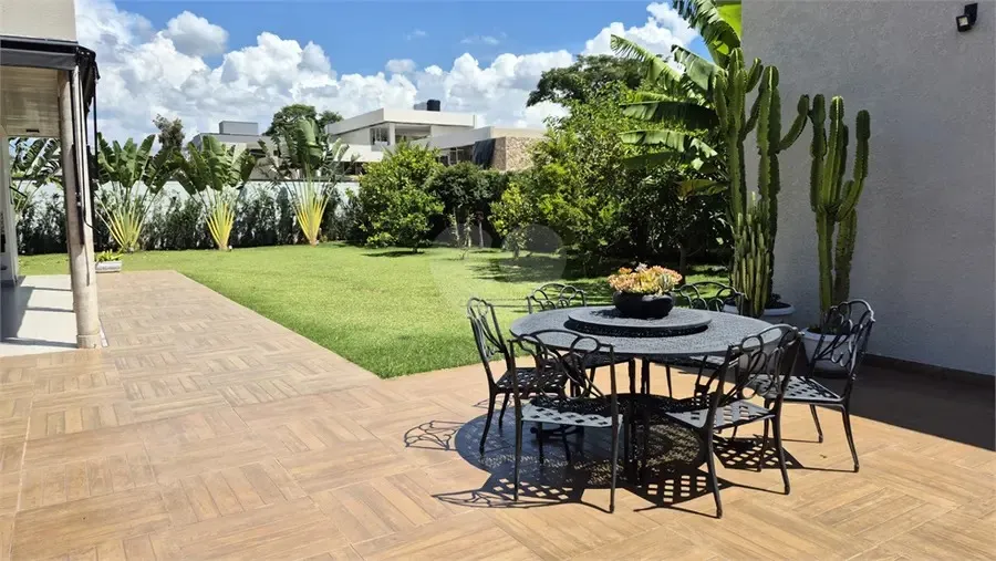 Exclusividade, conforto e contato direto com a natureza no quintal de casa!  - - 