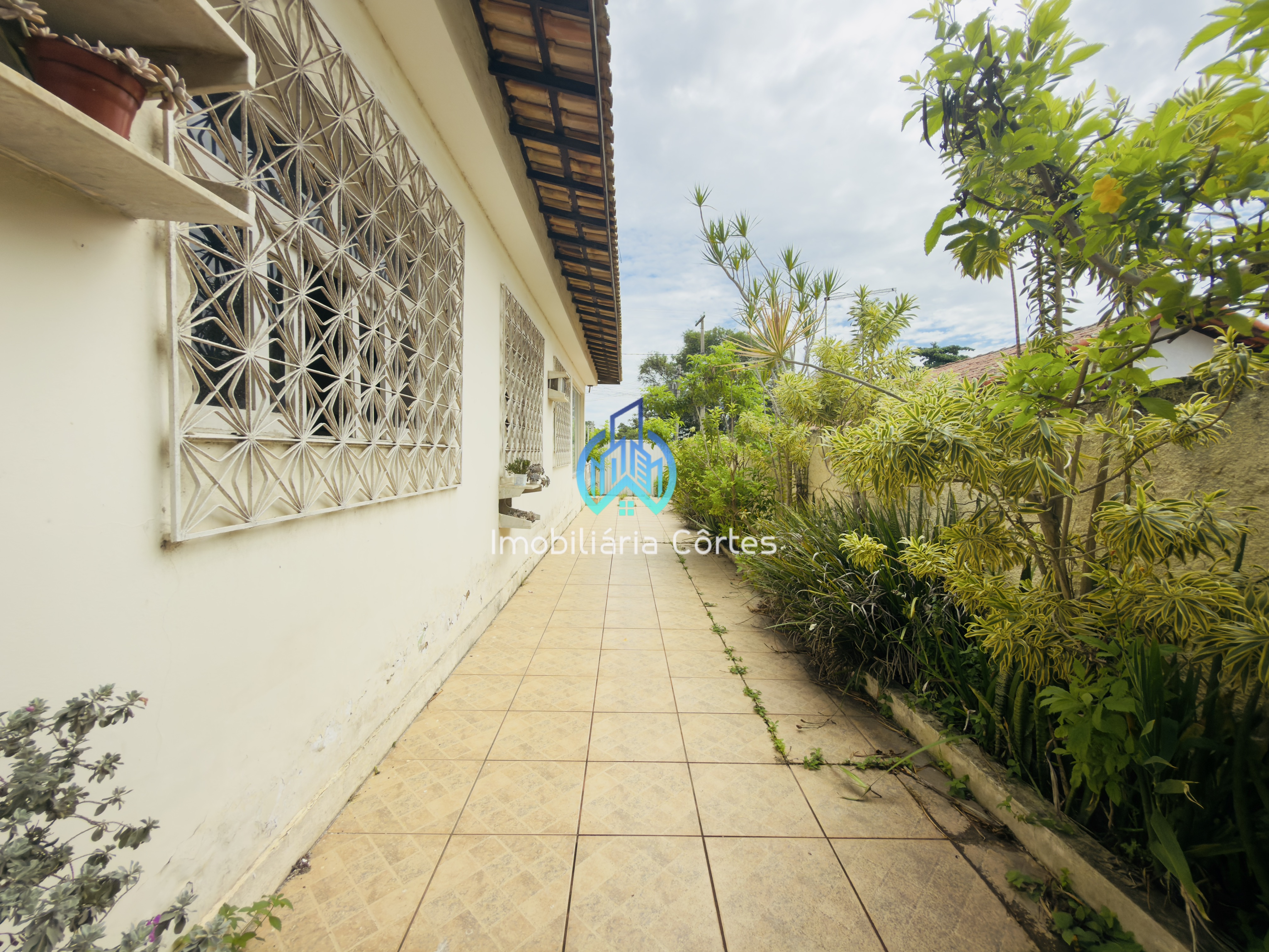 🏡 Casa 3 quartos | 153m&sup2; | Quintal + &Aacute;rea Gourmet | 4 vagas - S&atilde;o Pedro da Aldeia/RJ São pedro da Aldeia São Pedro da Aldeia - 