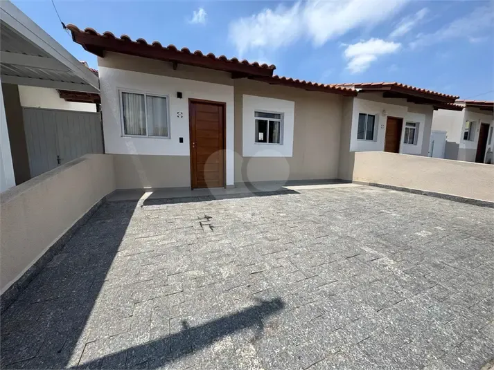 Oportunidade no Residencial Estoril | Casa 2 quartos com su&iacute;te em Sorocaba/sp  - - 