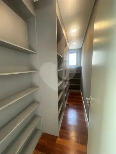 Casa Planejada nos M&iacute;nimos Detalhes, do Som ao Paisagismo  - - 