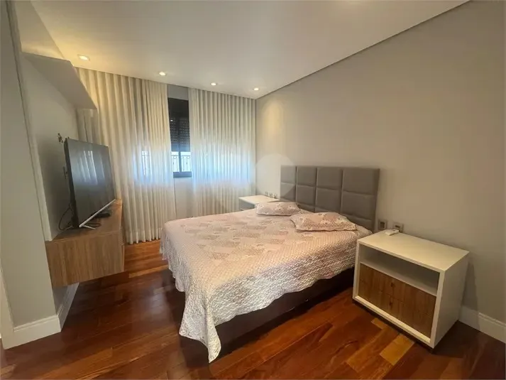 Casa Planejada nos M&iacute;nimos Detalhes, do Som ao Paisagismo  - - 