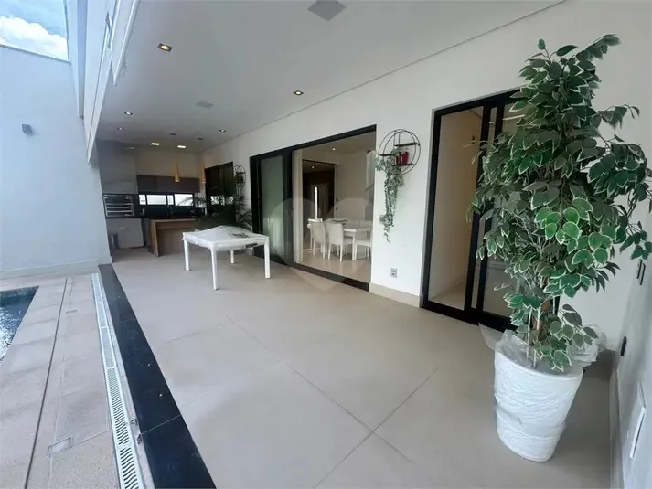 Casa Planejada nos M&iacute;nimos Detalhes, do Som ao Paisagismo  - - 