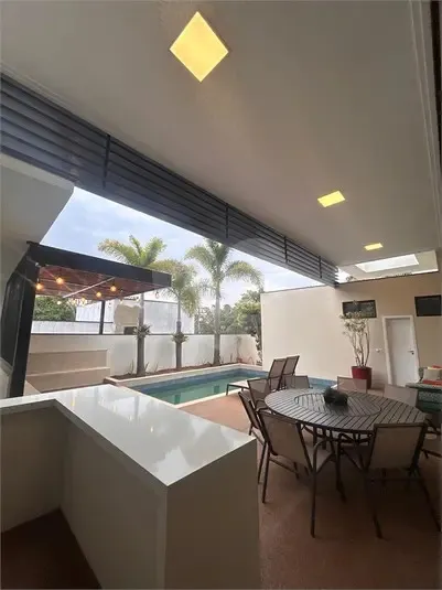 Resid&ecirc;ncia T&eacute;rrea com Lazer Privativo e Integra&ccedil;&atilde;o Total Rua Padre Roberto Landell de Moura - - 