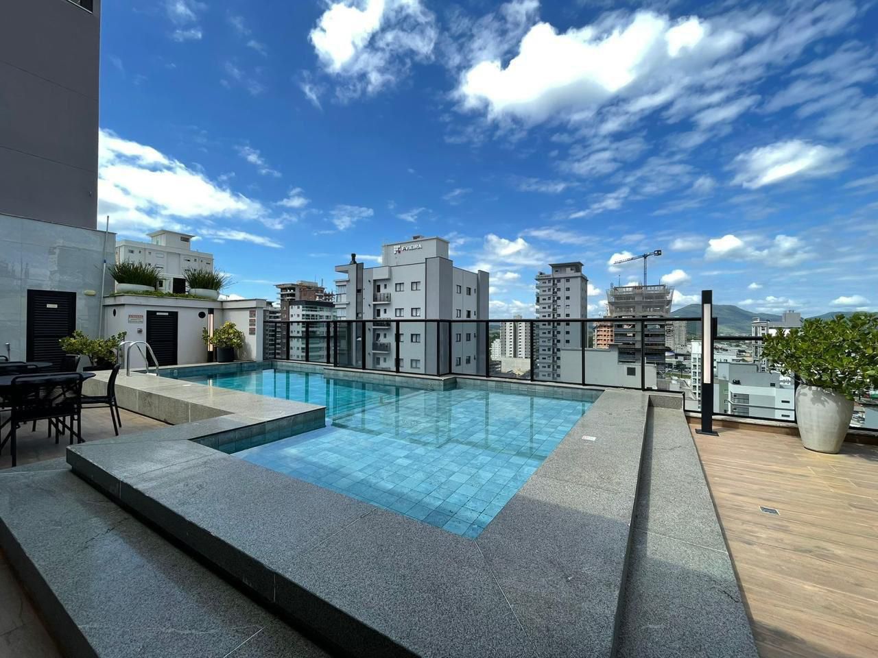 RESIDENCIAL AVALON | 480m da Praia | 3 Su&iacute;tes Mobiliado, 100% Climatizado e Lazer Completo Rua 244 Itapema - 