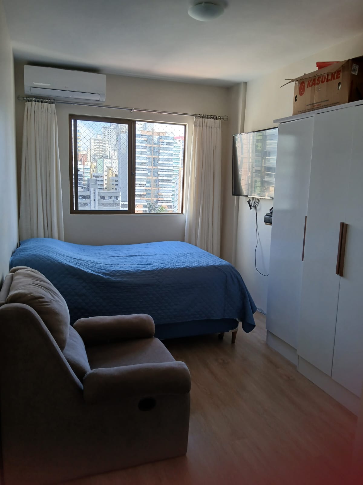 RESIDENCIAL PEDRAS BRANCAS | A 250m do Mar | 3 Dormit&oacute;rios (1 Su&iacute;te), Mobiliado Rua 278 Itapema - 