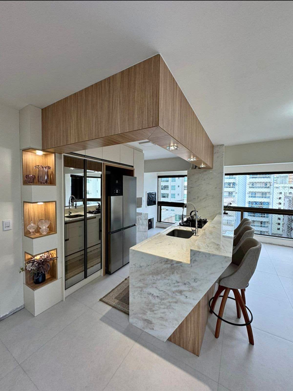 RESIDENCIAL PEDRAS BRANCAS | A 250m do Mar | 3 Dormit&oacute;rios (1 Su&iacute;te), Mobiliado Rua 278 Itapema - 