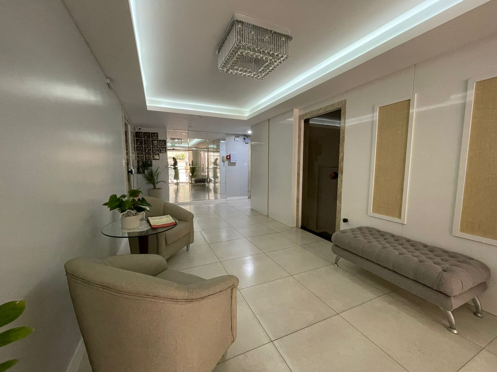 RESIDENCIAL CAIOB&Aacute; | Apenas 80m do Mar | 3 Dormit&oacute;rios e Sacada com Churrasqueira Rua 212 Itapema - 