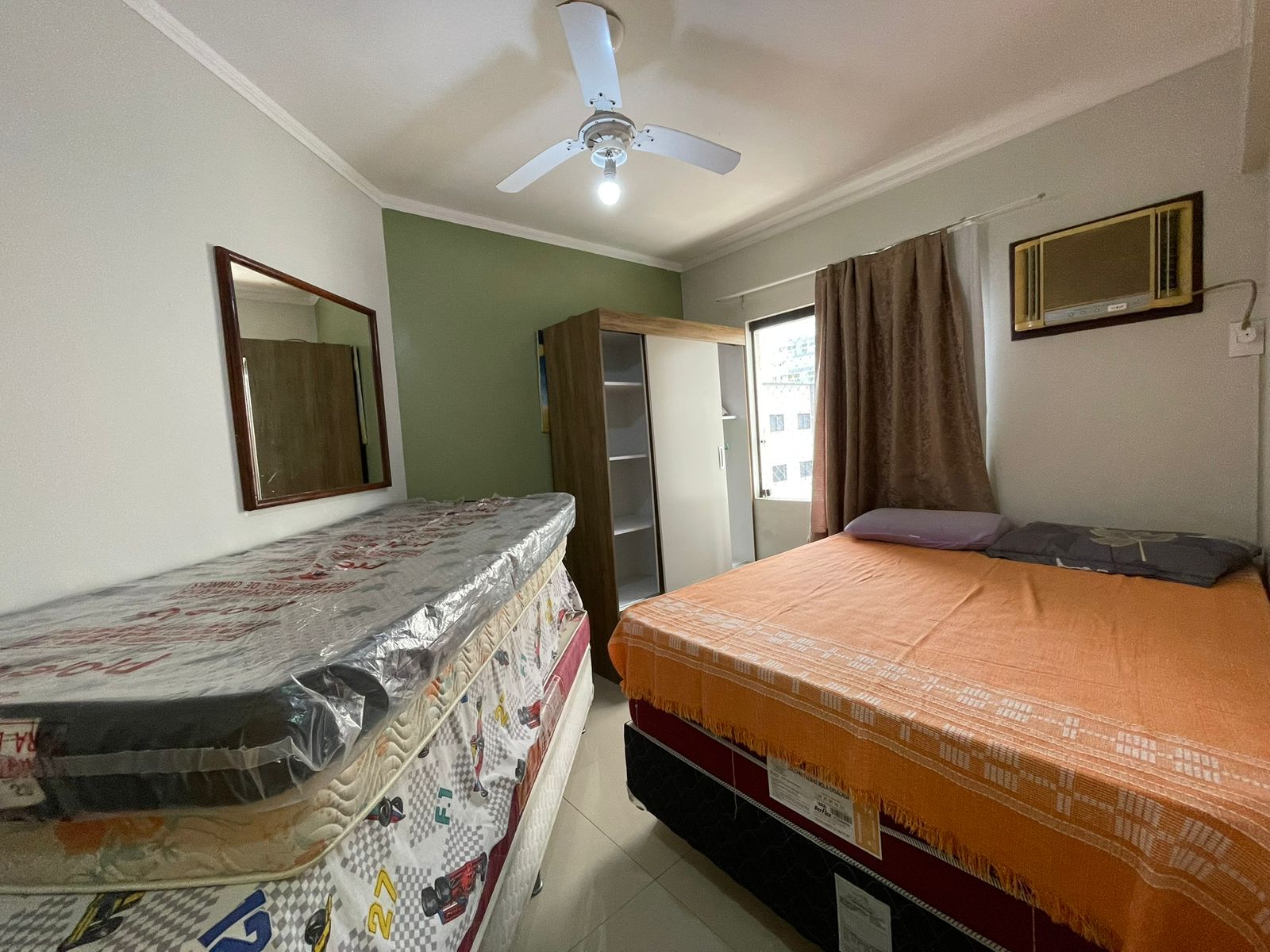 RESIDENCIAL CAIOB&Aacute; | Apenas 80m do Mar | 3 Dormit&oacute;rios e Sacada com Churrasqueira Rua 212 Itapema - 