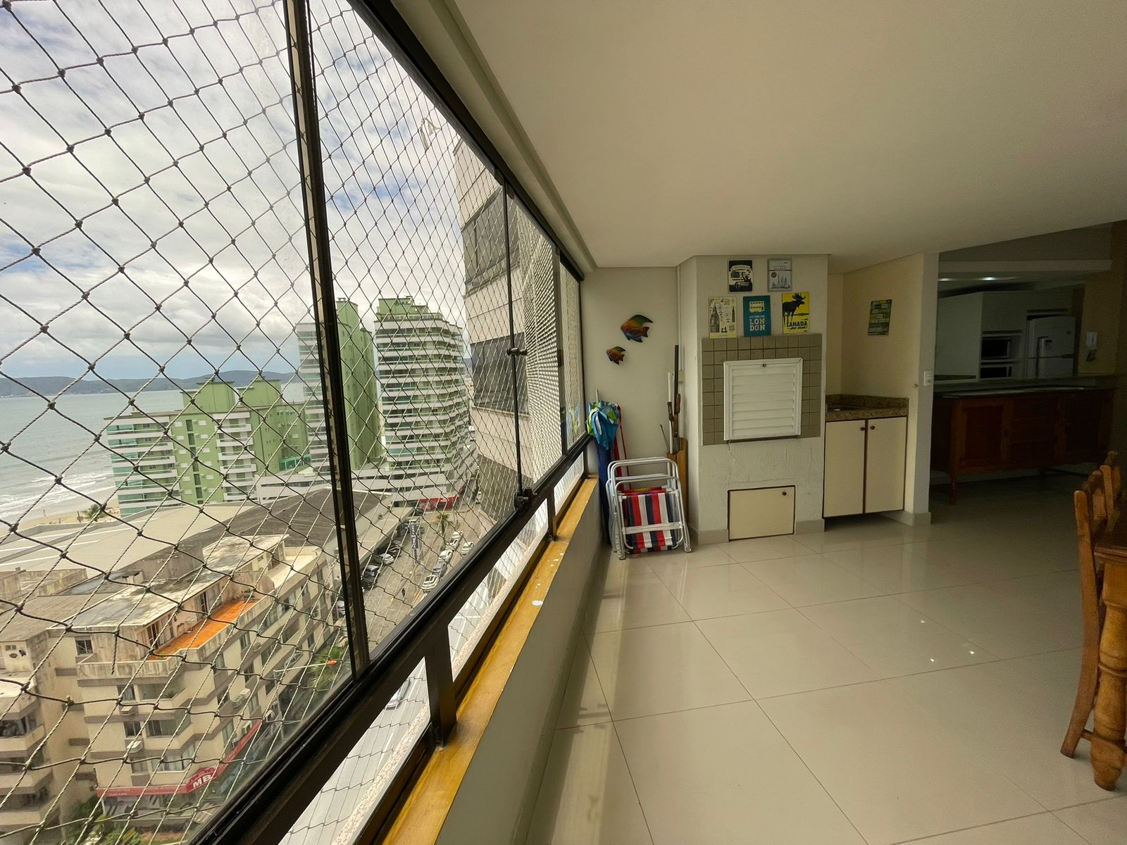 RESIDENCIAL CAIOB&Aacute; | Apenas 80m do Mar | 3 Dormit&oacute;rios e Sacada com Churrasqueira Rua 212 Itapema - 