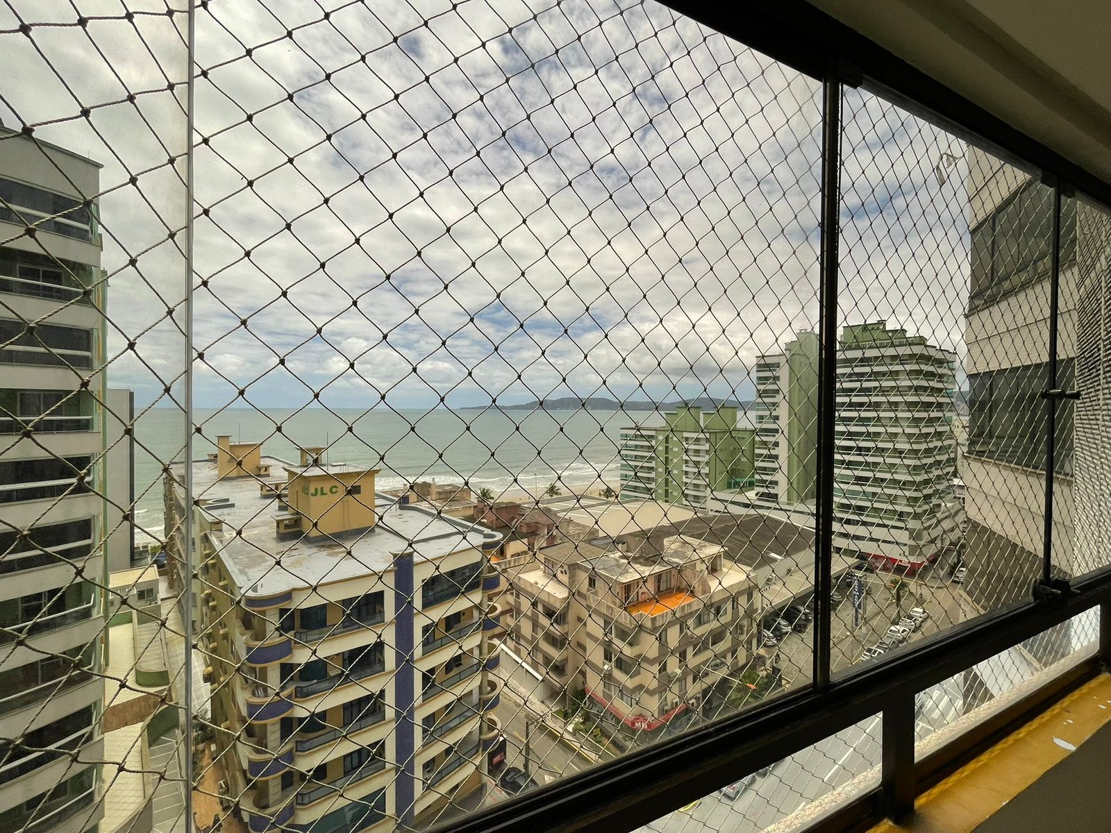 RESIDENCIAL CAIOB&Aacute; | Apenas 80m do Mar | 3 Dormit&oacute;rios e Sacada com Churrasqueira Rua 212 Itapema - 