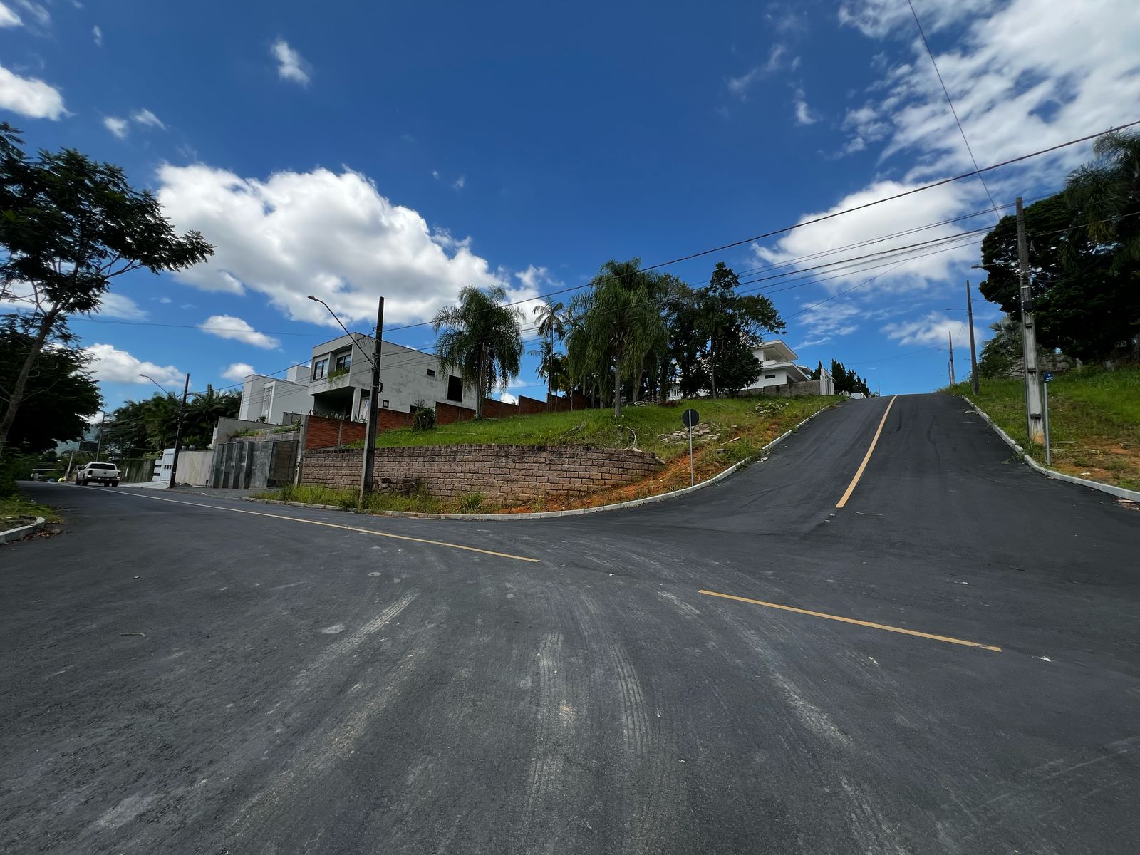 Terreno de esquina em Timb&oacute; com 583m&sup2;, bairro dos Estados  Timbó - 