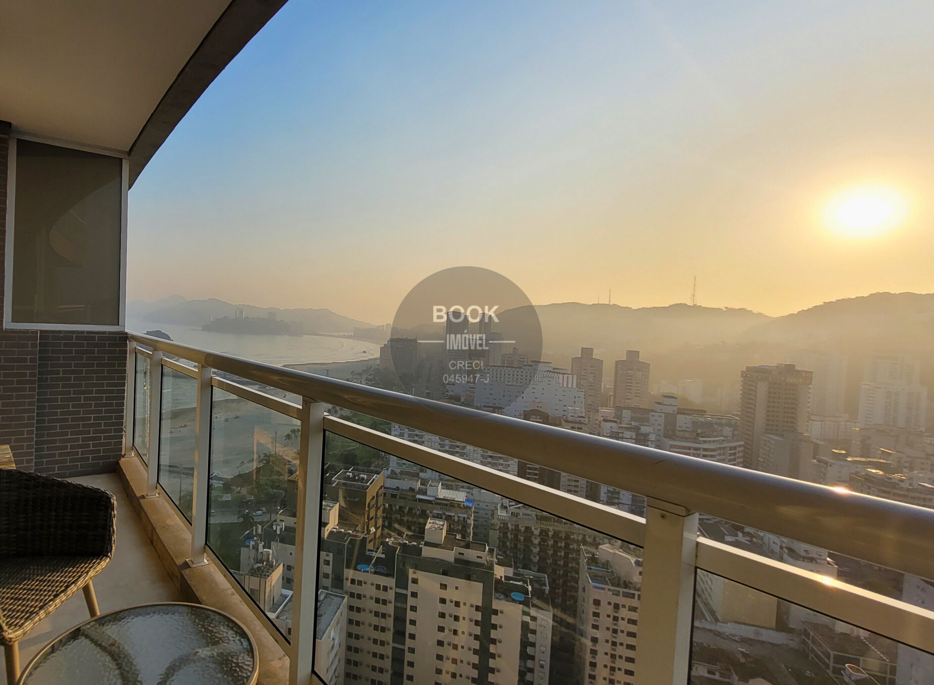 Unlimited Ocean Front &ndash; Andar alto e vista mar! Avenida Presidente Wilson Santos - 