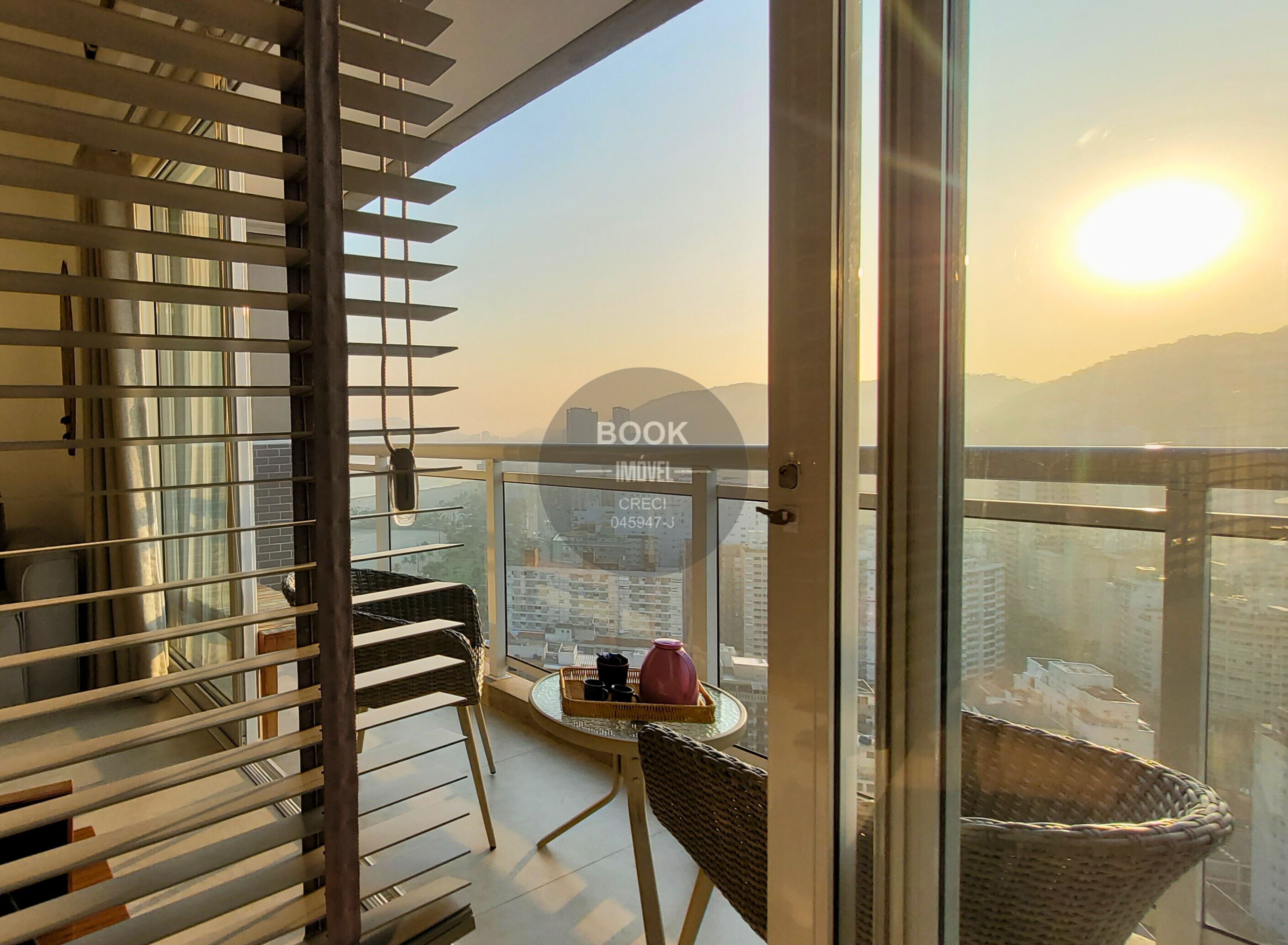 Unlimited Ocean Front &ndash; Andar alto e vista mar! Avenida Presidente Wilson Santos - 