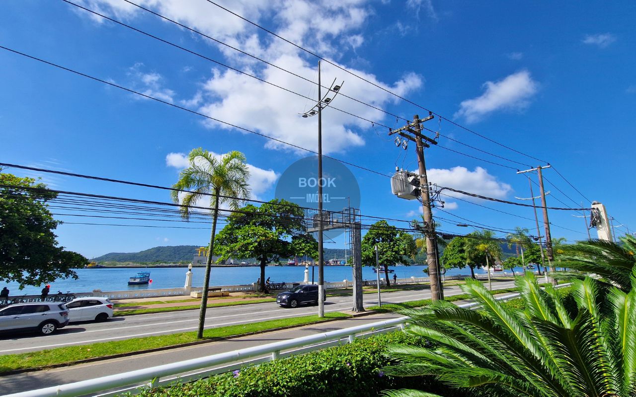 Onde o Mar &eacute; seu Vizinho de Parede Rua Rei Pelé Santos - 