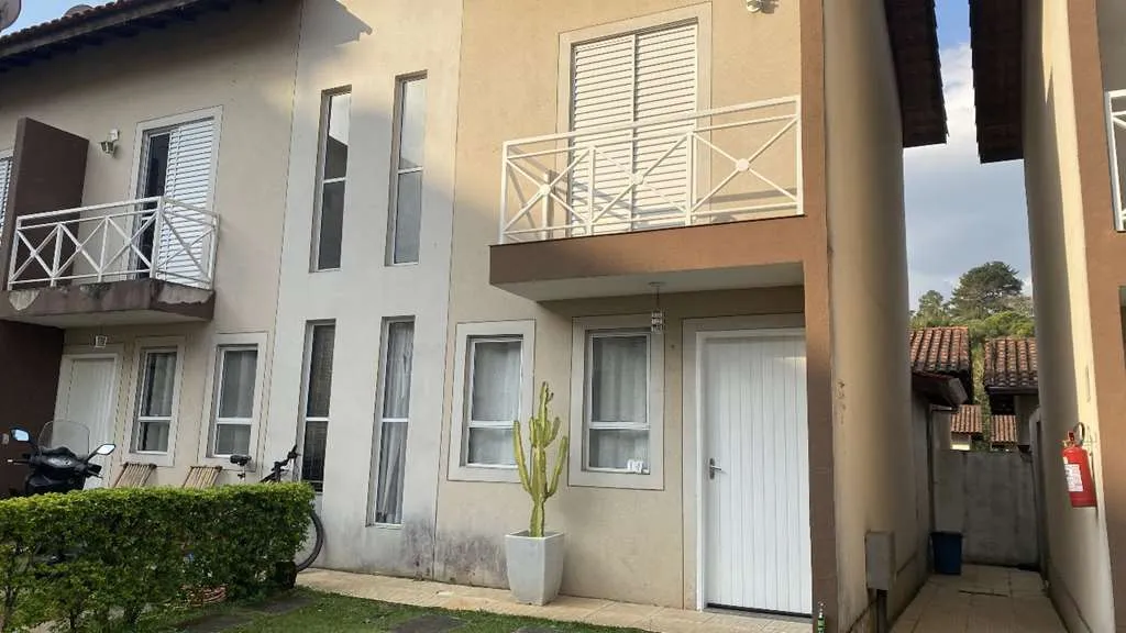 Casa para venda em Condominio fechado em Cotia S&atilde;o Paulo Rua Graciano Soares de Araújo Cotia - 