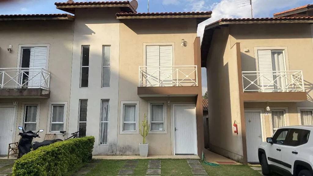 Casa para venda em Condominio fechado em Cotia S&atilde;o Paulo Rua Graciano Soares de Araújo Cotia - 