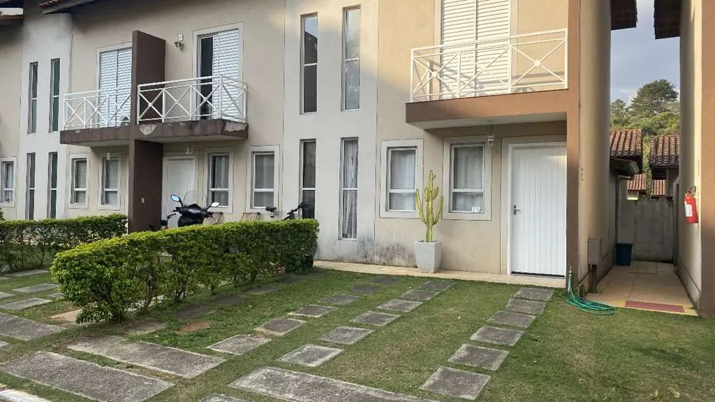 Casa para venda em Condominio fechado em Cotia S&atilde;o Paulo Rua Graciano Soares de Araújo Cotia - 