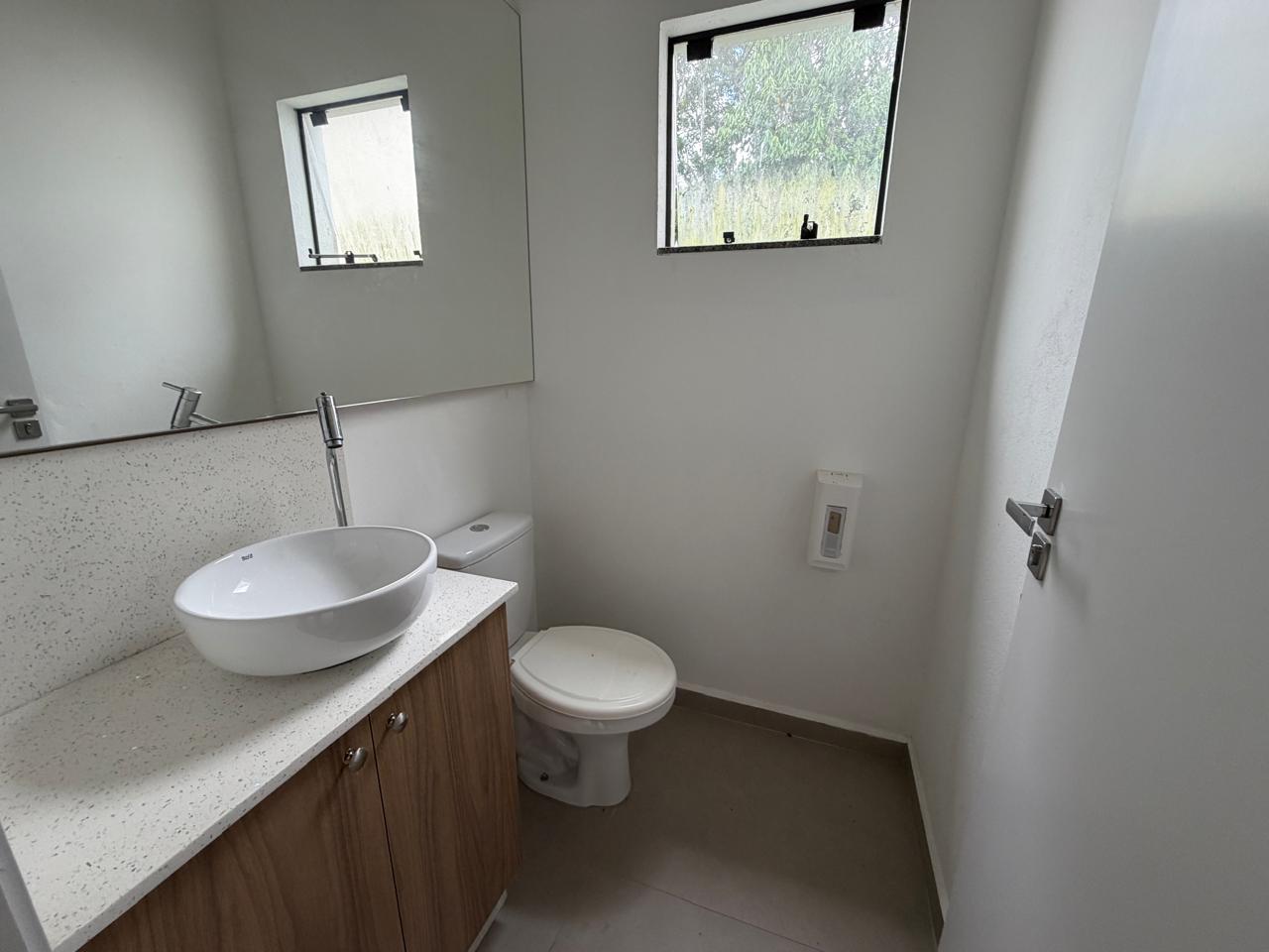 Sala Comercial &ndash; Bairro das Na&ccedil;&otilde;es Rua Japão Timbó - 