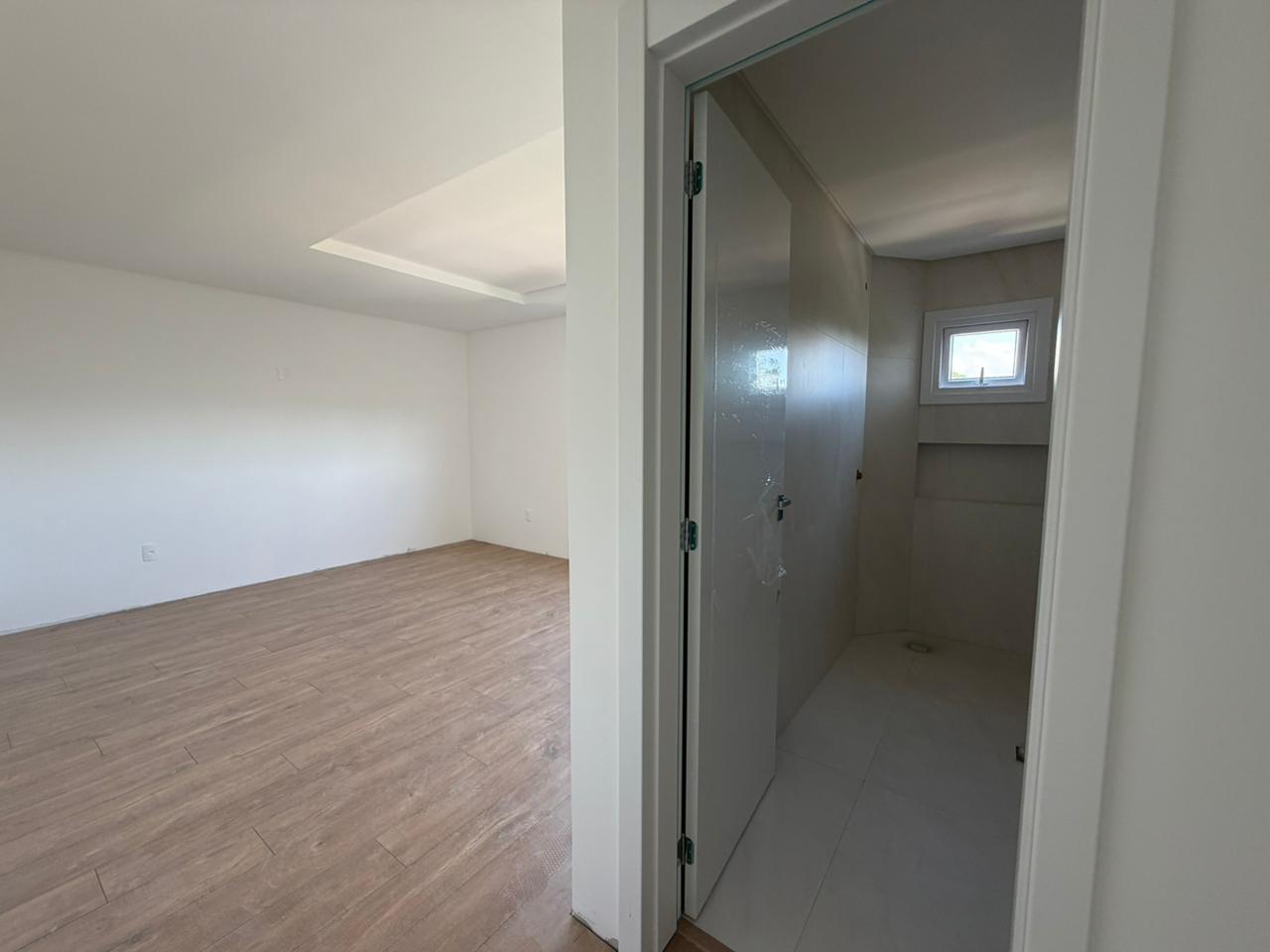 Apartamento novo com 3 su&iacute;tes,  Timb&oacute;, Centro, 2 vagas de garagem!  Timbó - 