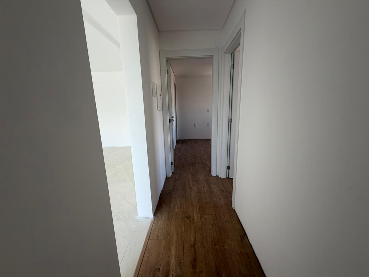 Apartamento novo com 3 su&iacute;tes,  Timb&oacute;, Centro, 2 vagas de garagem!  Timbó - 