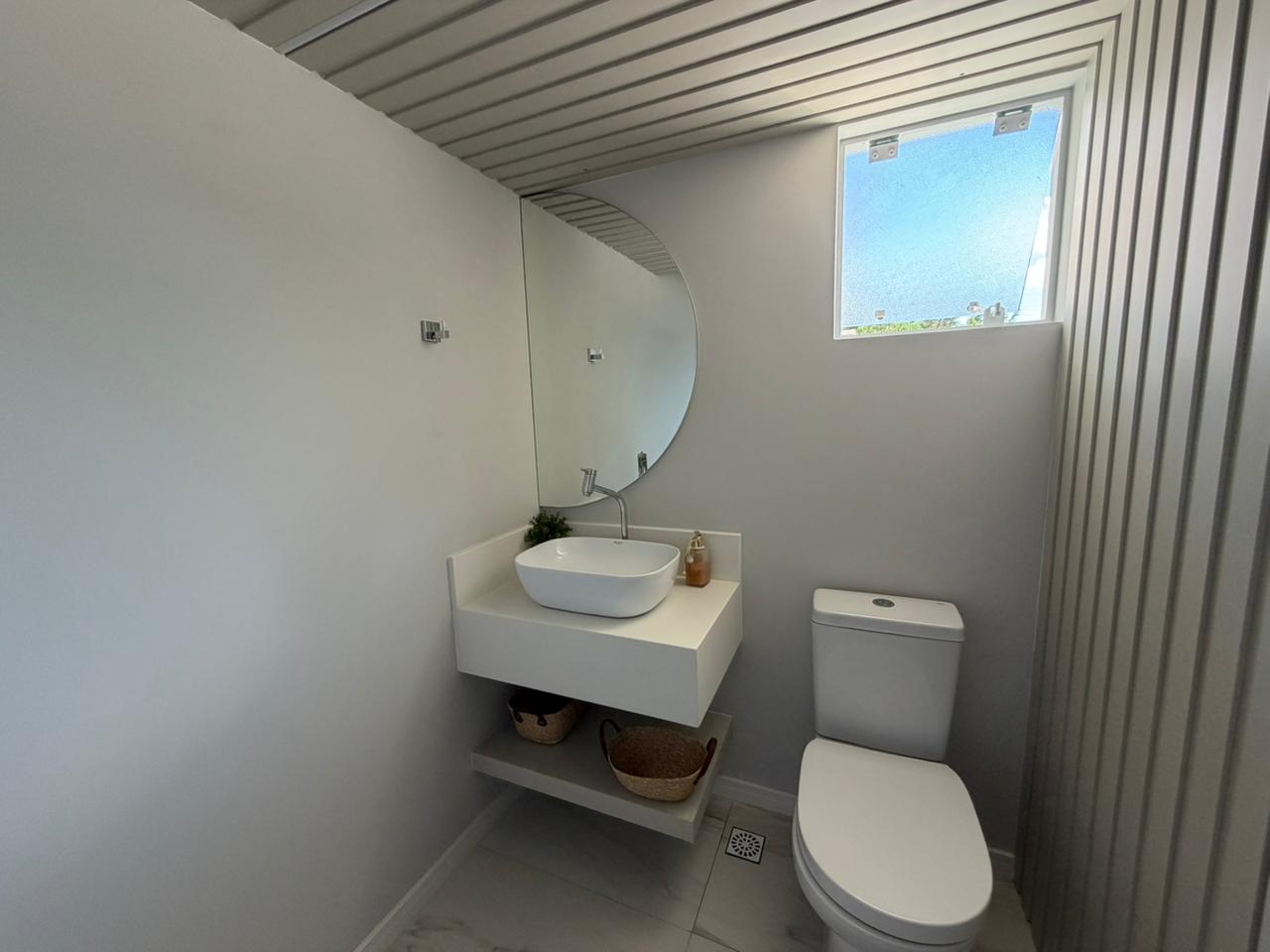 Apartamento novo com 3 su&iacute;tes,  Timb&oacute;, Centro, 2 vagas de garagem!  Timbó - 