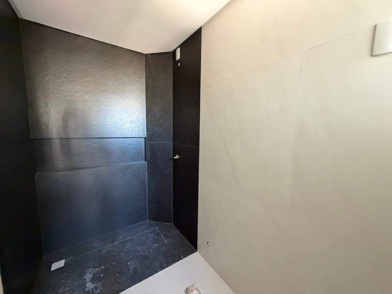 Apartamento novo com 3 su&iacute;tes,  Timb&oacute;, Centro, 2 vagas de garagem!  Timbó - 