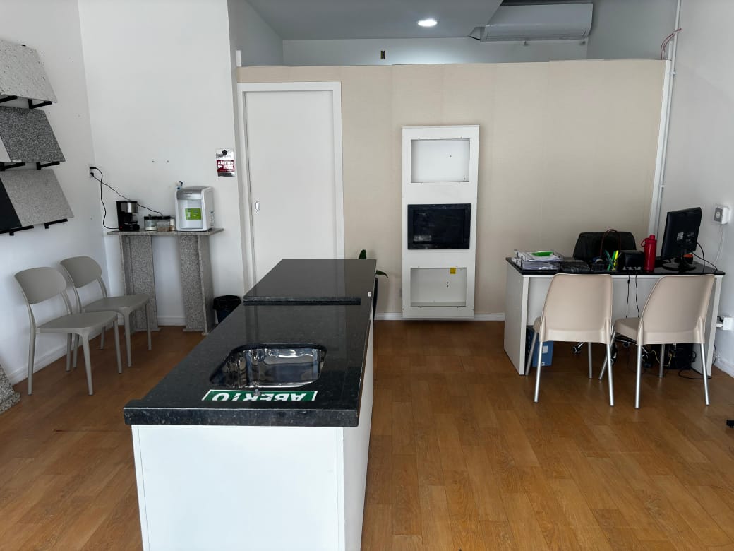 Loja comercial  para loca&ccedil;&atilde;o no  Cidadela Center - Salvador-Bahia Rua Senador Theotônio Vilela Salvador - 