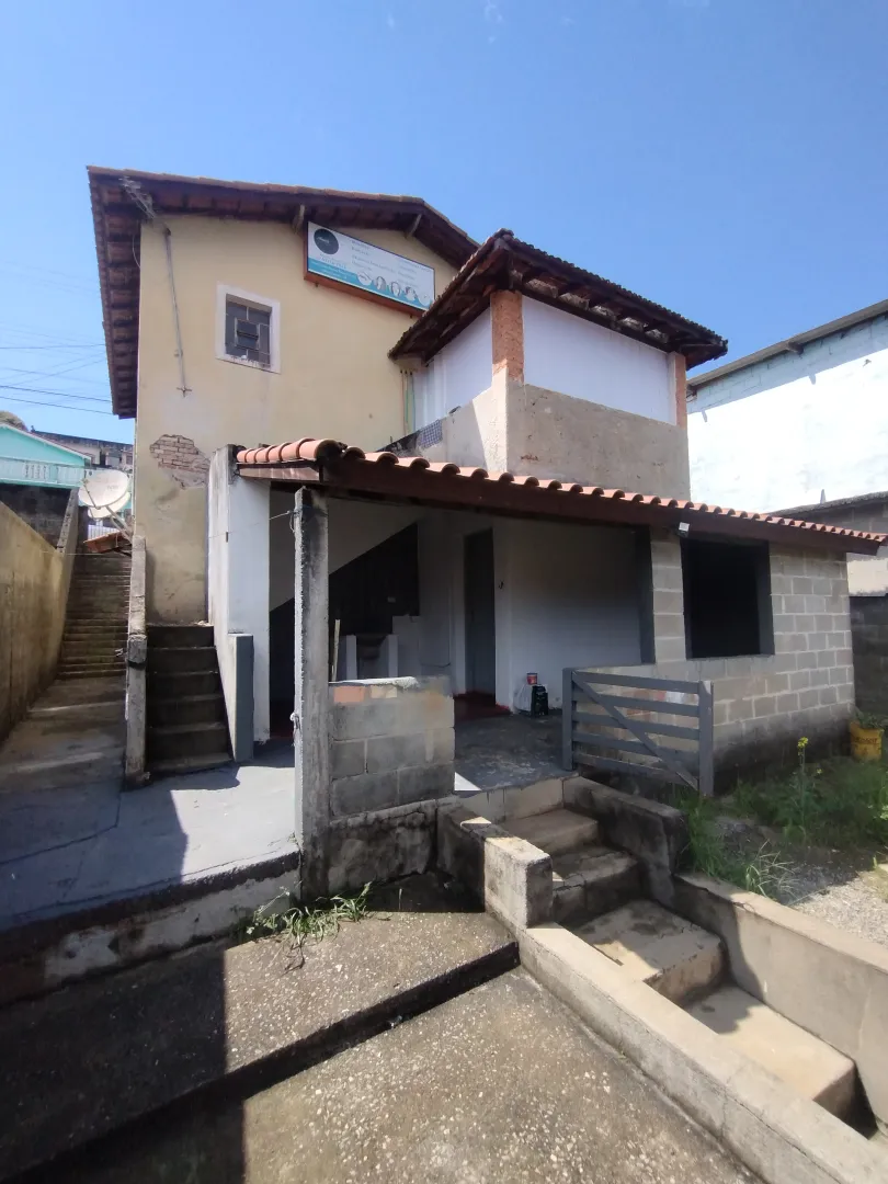 Casa &agrave; venda no centro de Igarat&aacute;  Igaratá - 